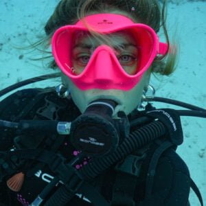 Luciana Maldonado instructora PADI
